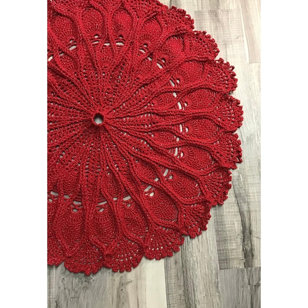 Vintage Handmade Red Crochet Christmas Tree Skirt Metallic Pineapple Lace 40in - Picture 3 of 8